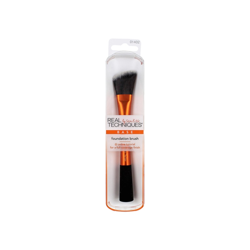 Real Techniques Foundation Brush