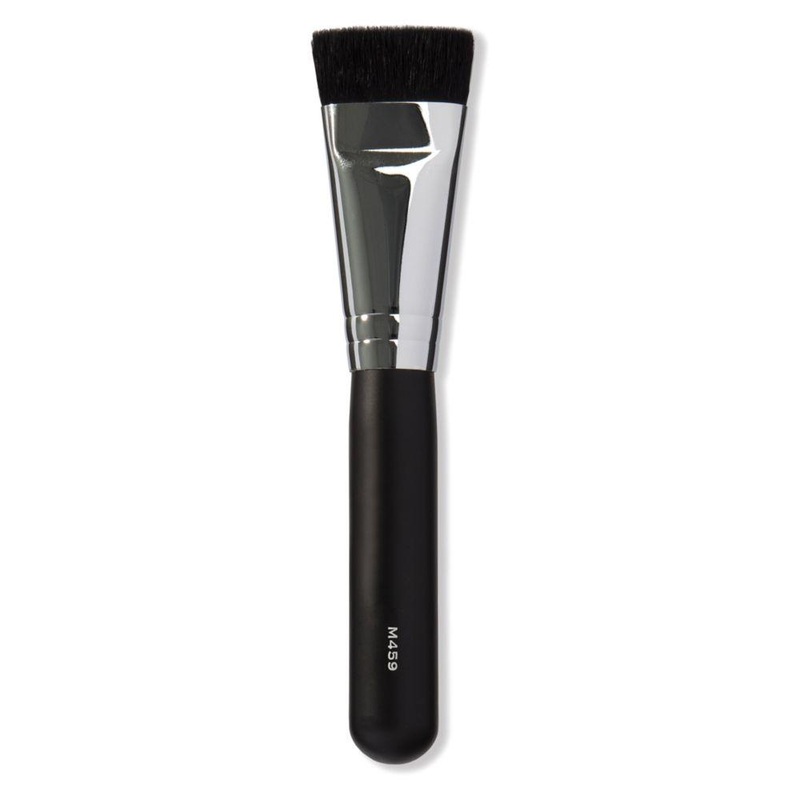 M459 – 1 1/4 Flat Contour Brush