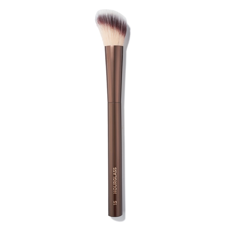 No. 15 Blush Brush